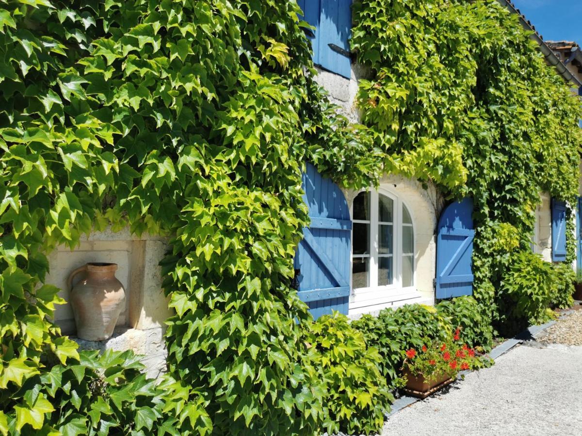 L'Ancienne Distillerie Segonzac  Exterior photo